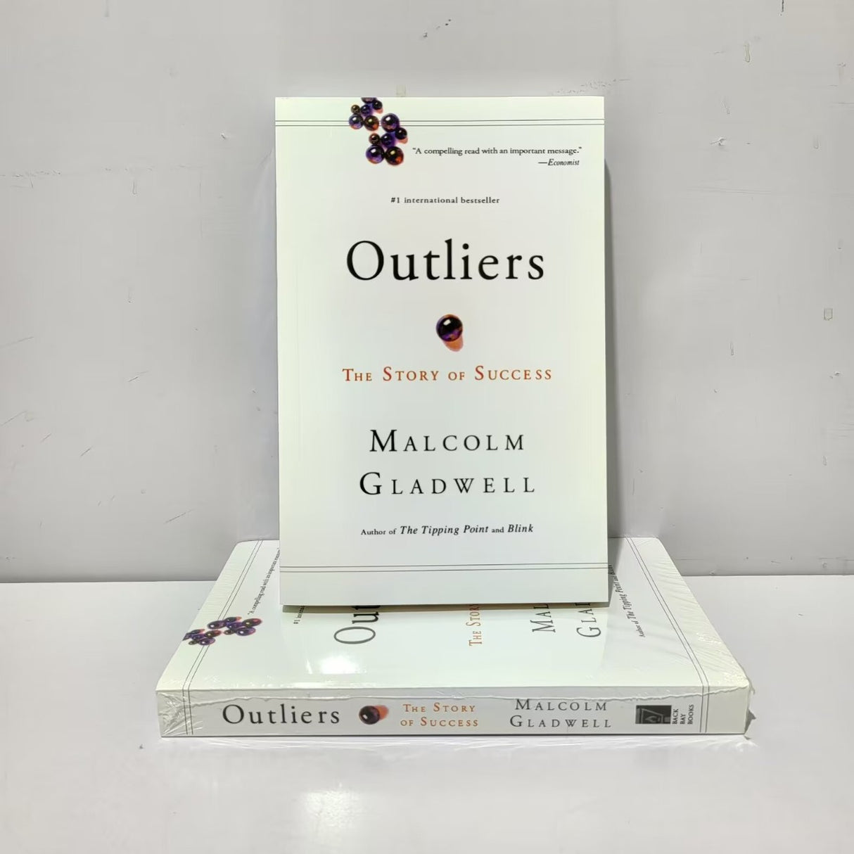 Outliers - ReadMoreDXB